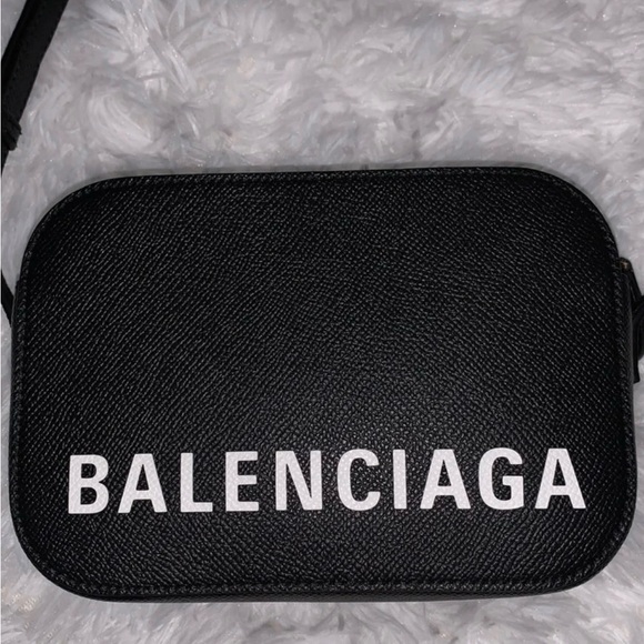 Balenciaga Ville Camera Bag - Picture 2 of 4